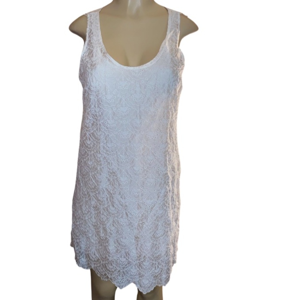 Johnny Was 4 Love and Liberty white embroidered sleeveless dress Size (S)